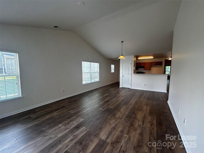 Building Photo - 908 Swearngan Ridge Ct