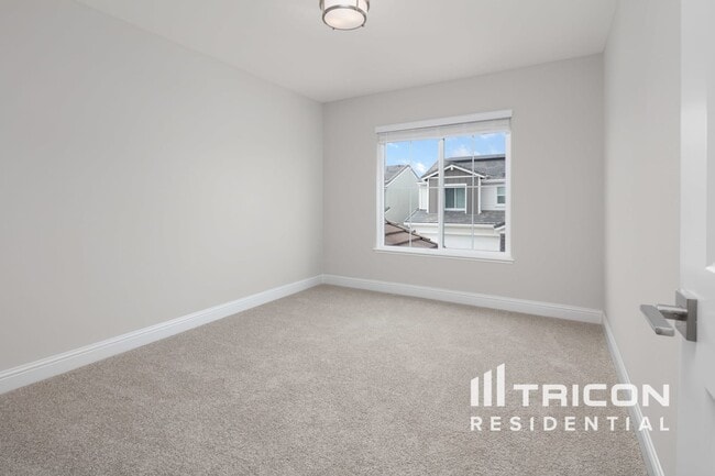 Building Photo - 11653 Venitia Ln