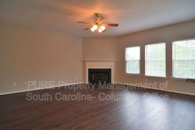 Building Photo - 210 Kingston Forest Dr
