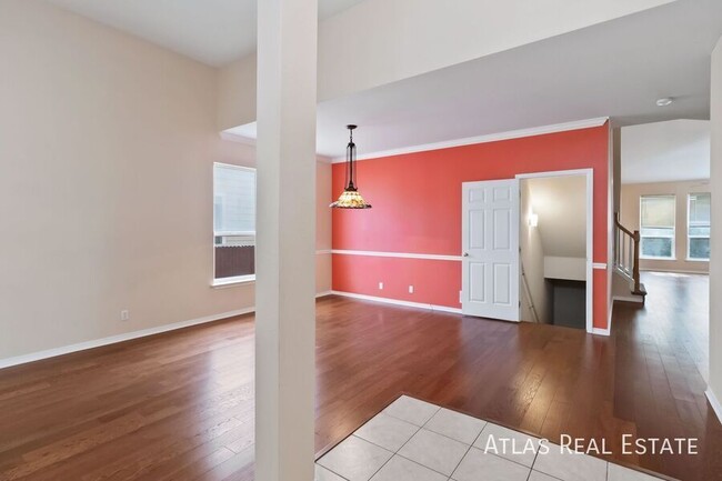 Building Photo - 15452 E 7th Ave