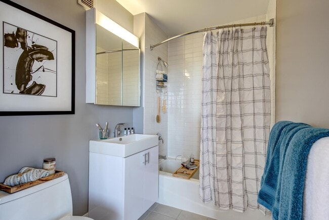 Building Photo - The Octagon