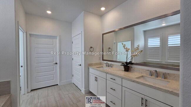 Building Photo - 55+ Active Community - Single-Story Luxury Home | Open Space Views | Solar + EV Charger | Steps t...