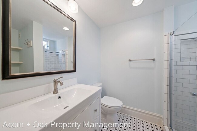 Building Photo - 3 br, 2.5 bath House - 1917 W Club Blvd