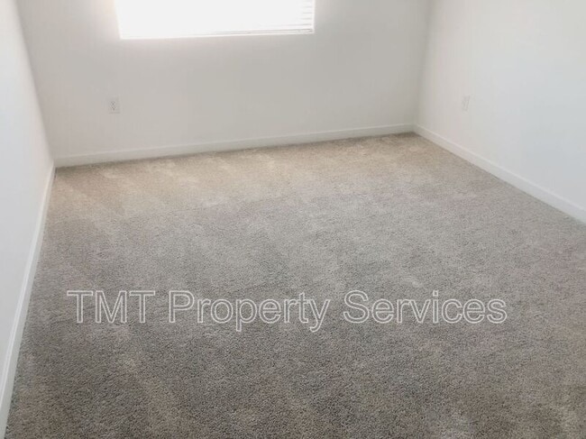 Building Photo - 8194 Champart Cir