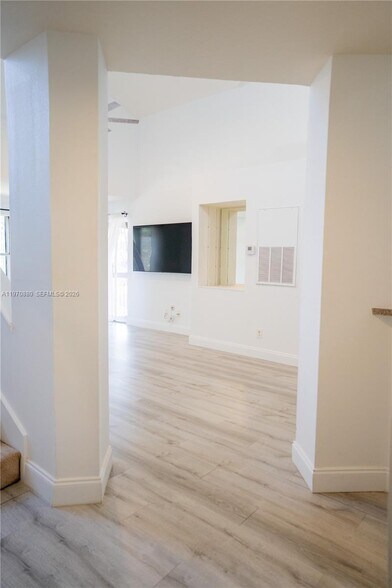 Building Photo - 1705 Palm Cove Blvd