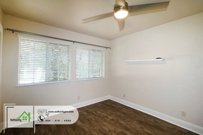 Building Photo - 3747 Sunday Ct