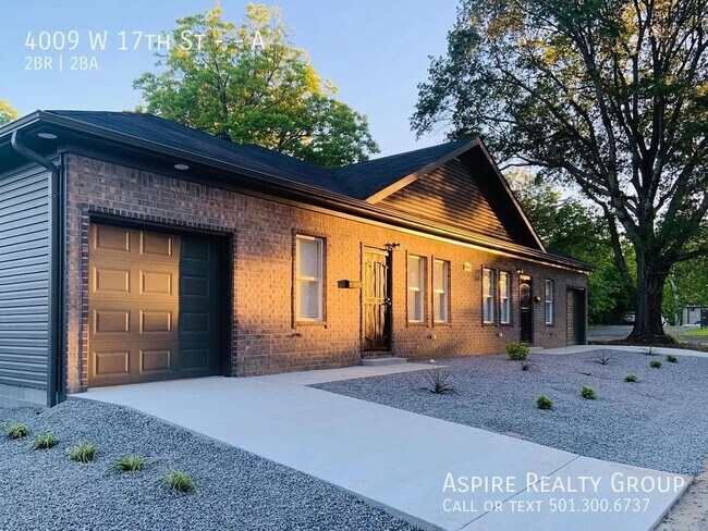 Primary Photo - 4009 W 17th St