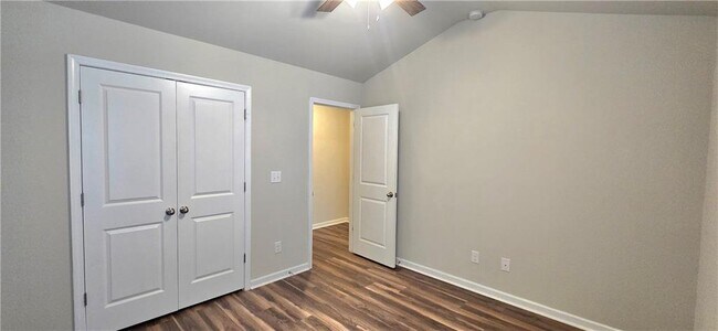 Building Photo - 631 Justins Pl Ln