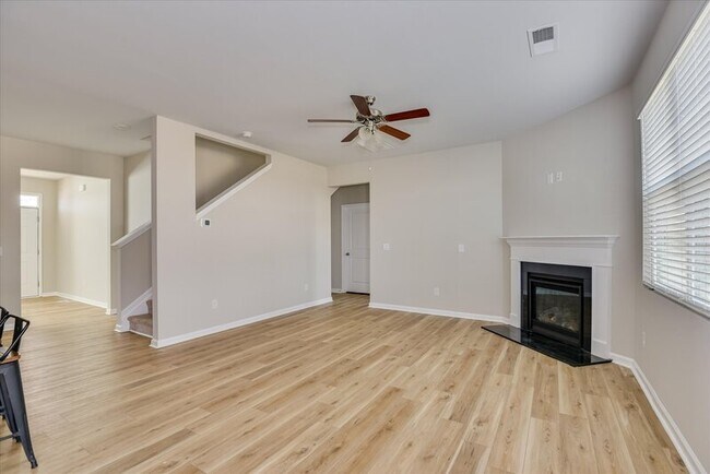 Building Photo - 6099 Whitewater Dr