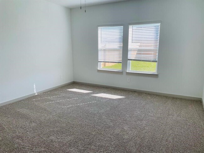 Building Photo - 28935 Yukon River Ct