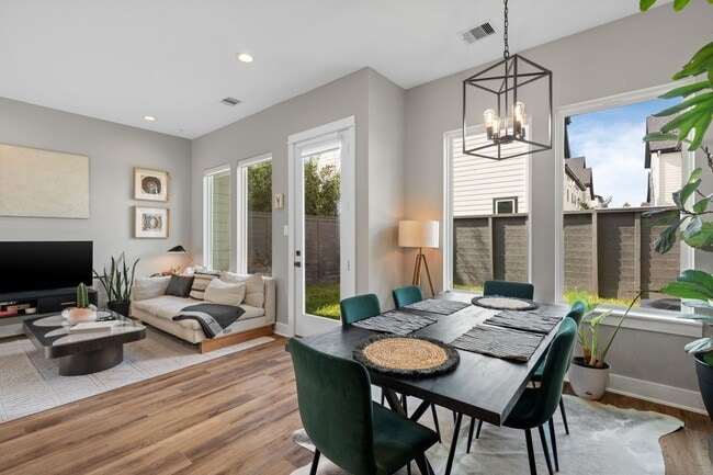 Building Photo - 5903 Wheatley Holw Ln