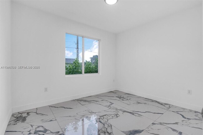 Building Photo - 11870 SW 220th St