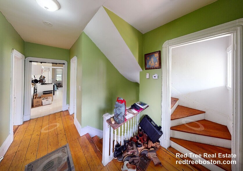 Building Photo - 29 Victoria St