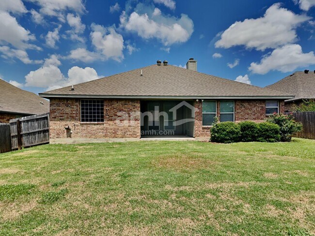 Building Photo - 733 Morgan Dr