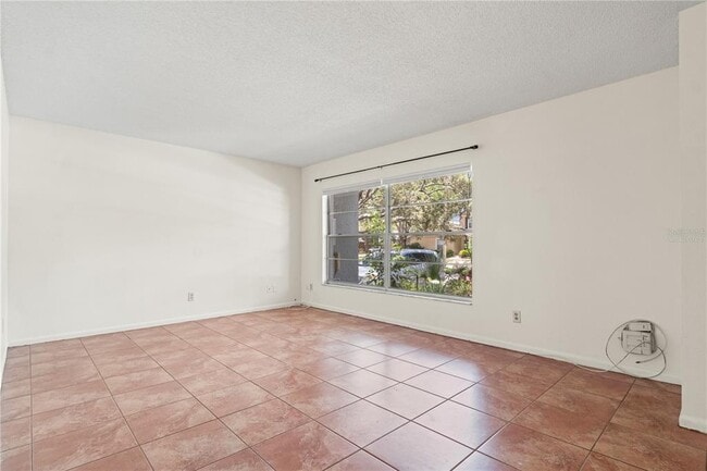 Building Photo - 15304 Morning Dr
