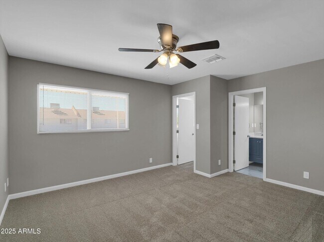 Building Photo - 8522 E Montebello Ave
