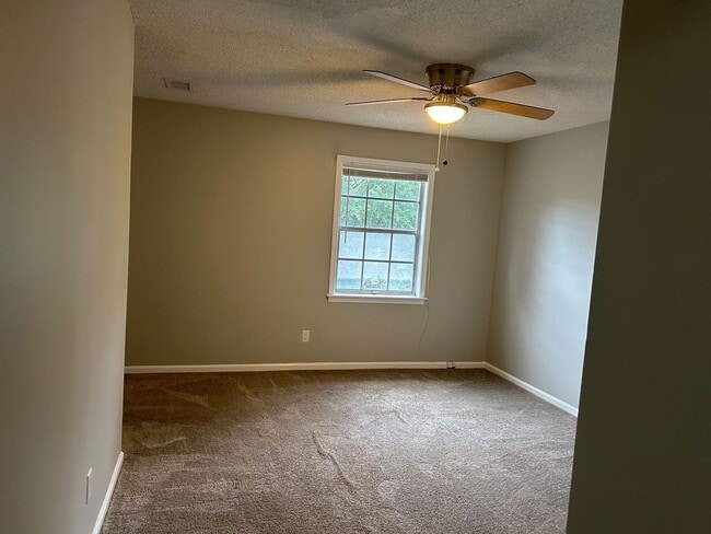 Building Photo - 2904 Scotsman Rd