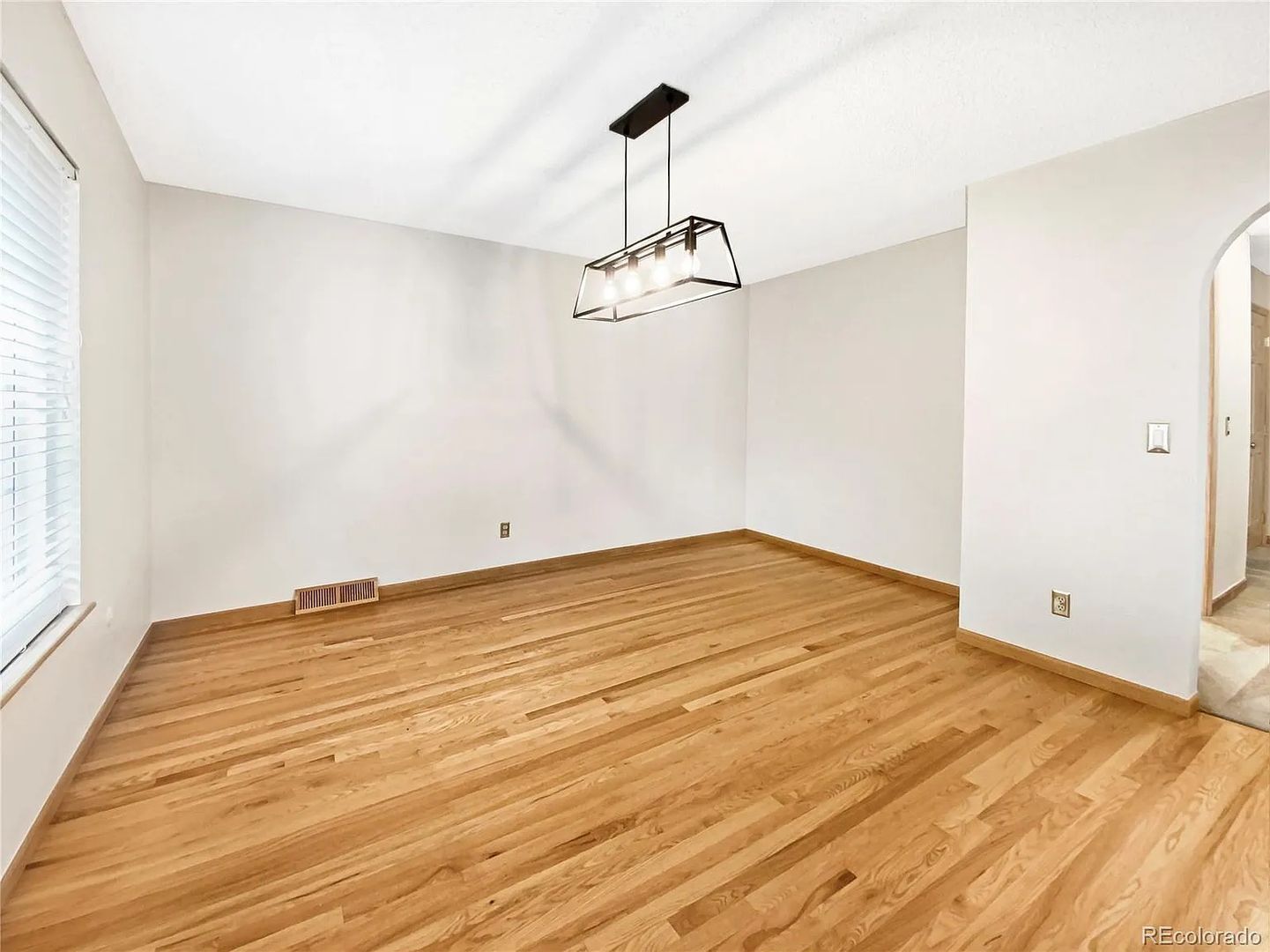 Building Photo - 8708 Independence Way
