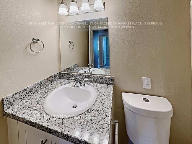 Building Photo - 14214 N 37th Pl