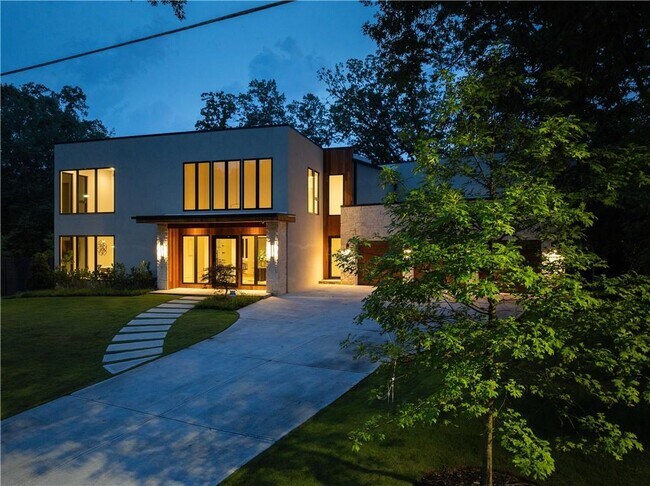 Building Photo - 3566 Cantrell Rd NE