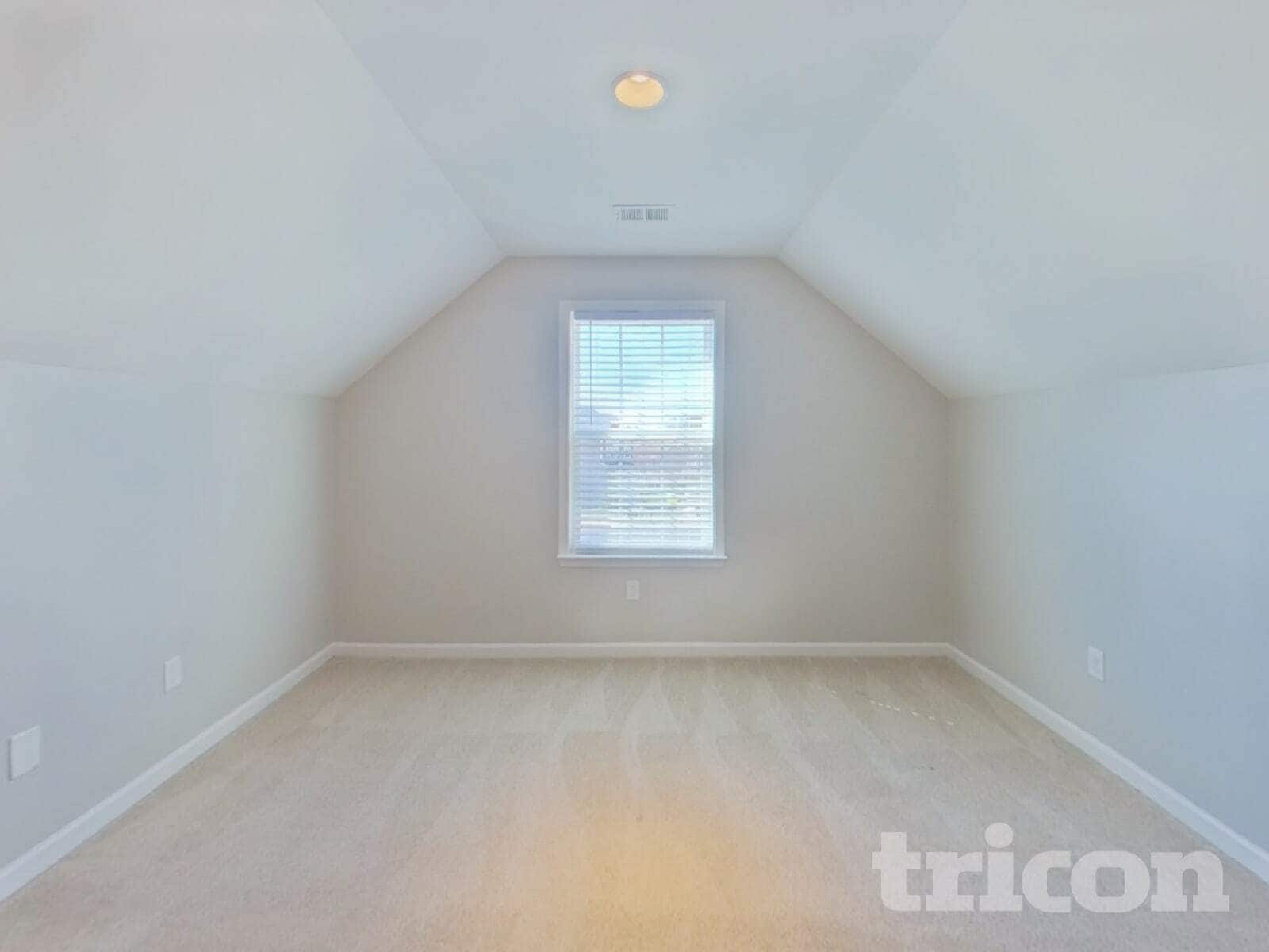 Building Photo - 127 Dunnsmore Dr