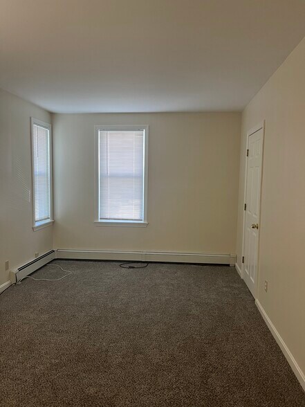 Building Photo - 149 Broadway