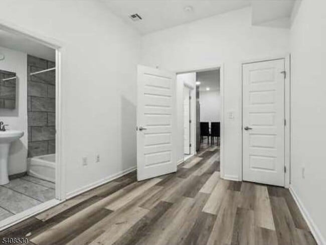 Building Photo - 430 Ocean Ave