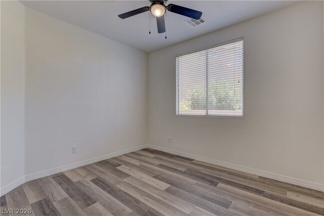Building Photo - 8437 Willowleaf Ct