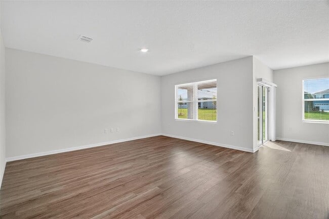 Building Photo - 4590 Boxwood Wy