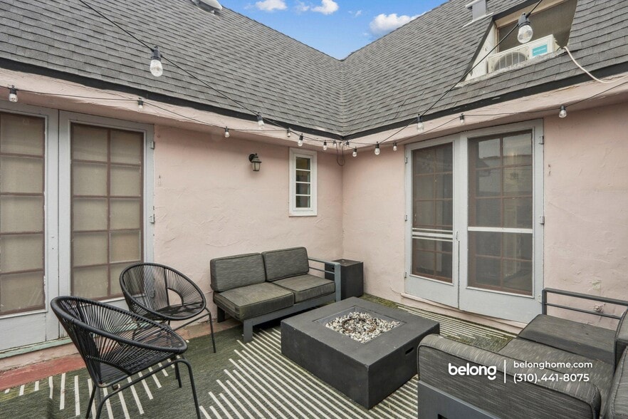 Building Photo - 522 Westminster Ave