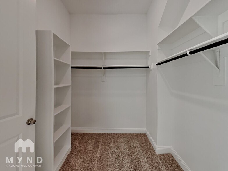 Building Photo - 1032 Joseph Ct