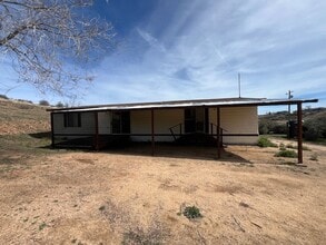 Building Photo - ***3 BEDROOM/2 BATHROOM IN DEWEY***