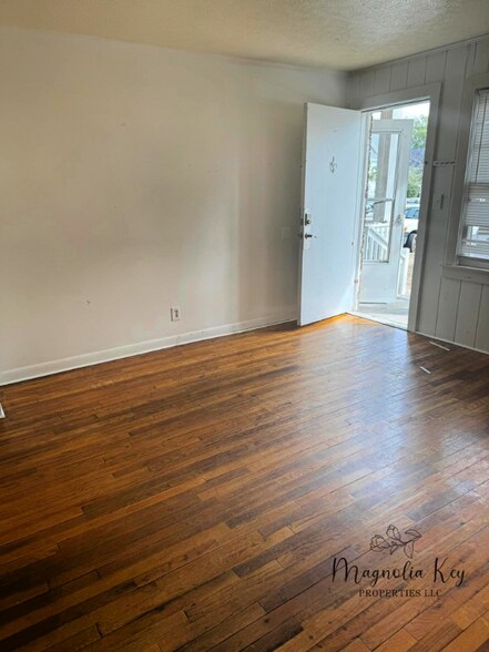 Building Photo - 7203 Porcher Dr