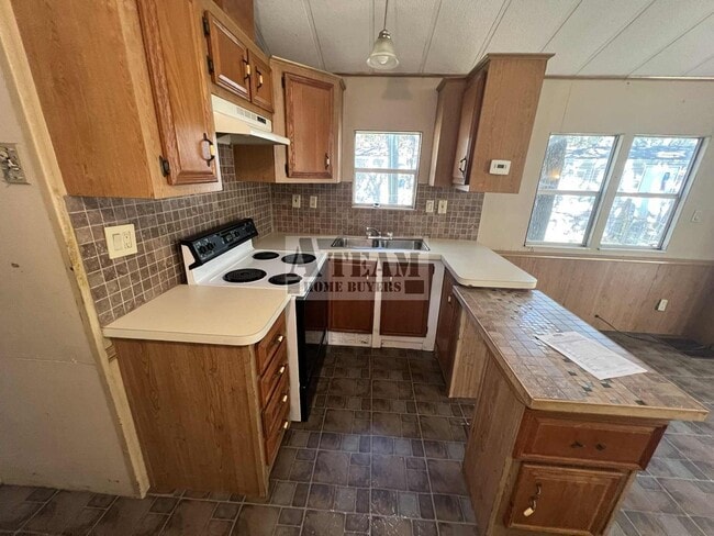 Building Photo - Cozy 1 Bedroom 1 Bath Home with Big Yard!