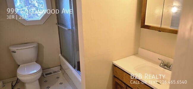 Building Photo - 999 Collinwood Ave