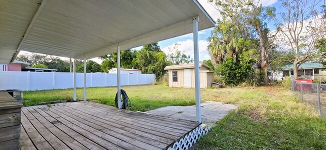 Building Photo - 10 Lynne Ln