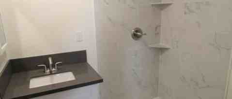 Building Photo - 745 1/2 Fine St-
