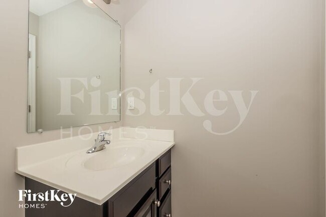 Building Photo - 2652 Candlewick Ct