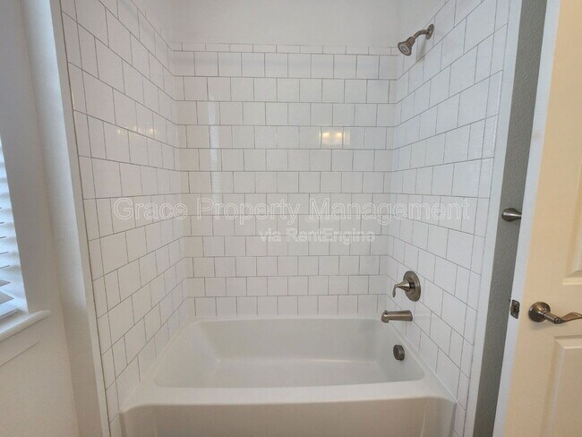 Building Photo - 12930 Galapago St