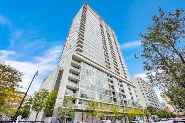 Building Photo - 1720 S Michigan Ave