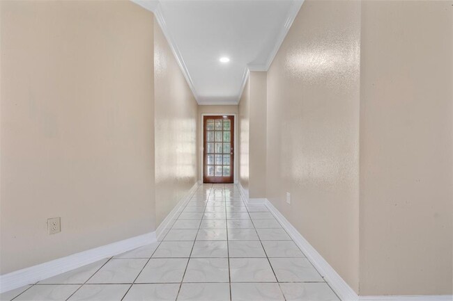 Building Photo - 6631 Villarreal Dr