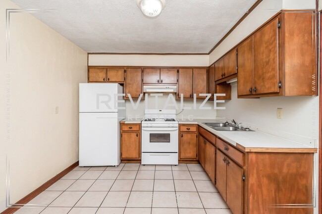 Building Photo - 1815 Ogburn Ave