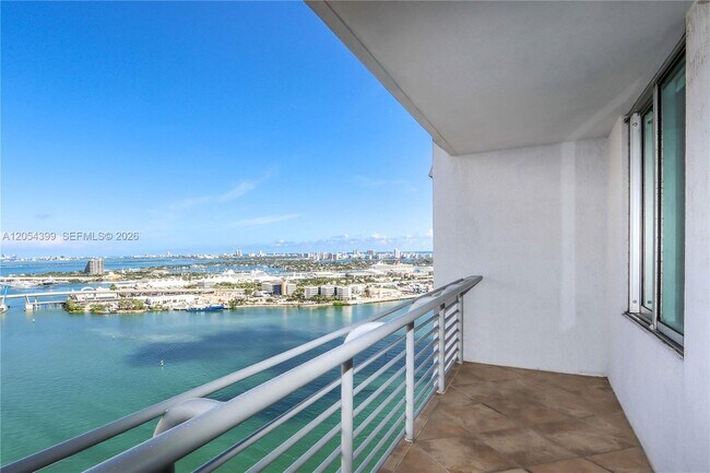 Building Photo - 335 S Biscayne Blvd