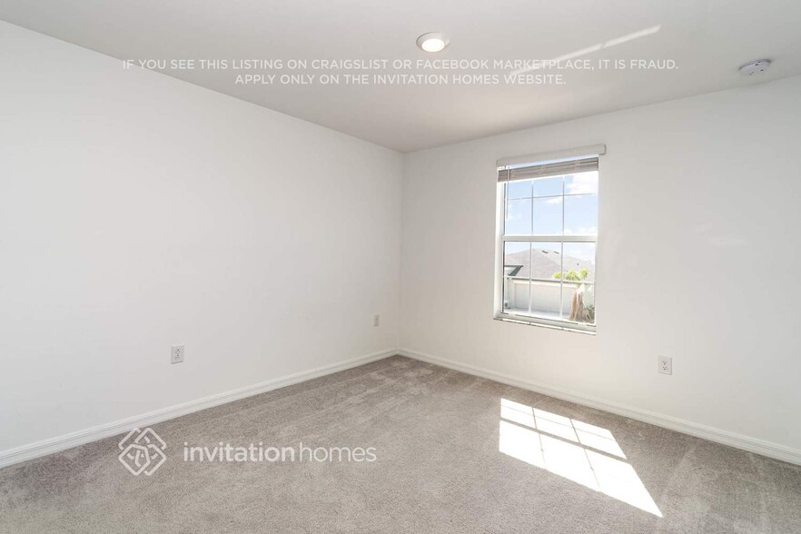 Building Photo - 4288 Palatina Way
