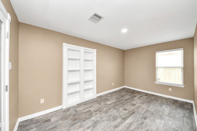 Building Photo - 11219 Hall Terrace Ct