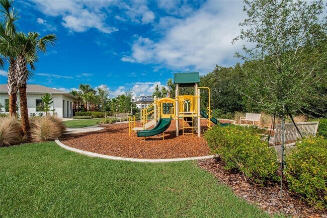 Building Photo - 2546 Warren Acrs Blvd