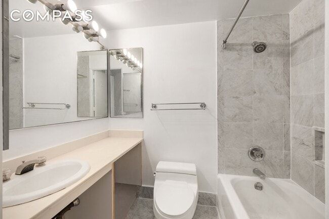 Building Photo - 330 E 38th St