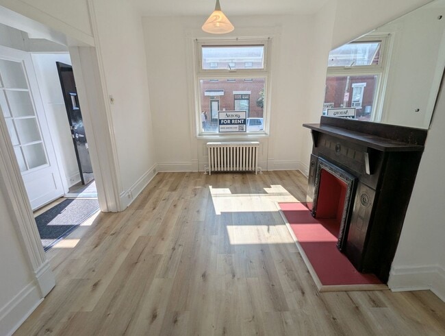 Primary Photo - 4 Bedroom 1 Bathroom Single Family Home in...
