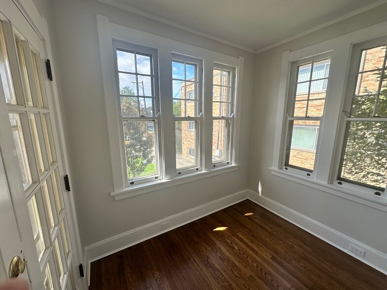Sunroom - 2598 Madison Rd