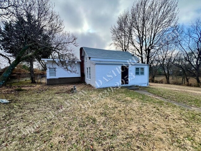 Building Photo - Updated 3 bed 2 bath home in Independence-Coming SOON!!